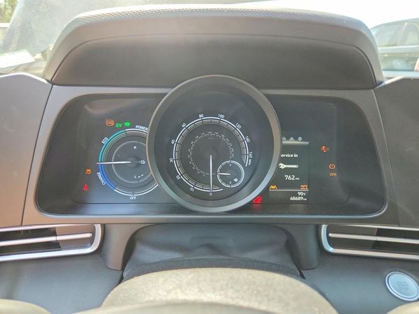 2022 HYUNDAI ELANTRA