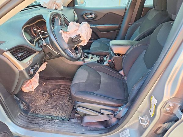 2015 JEEP CHEROKEE LATITUDE FWD