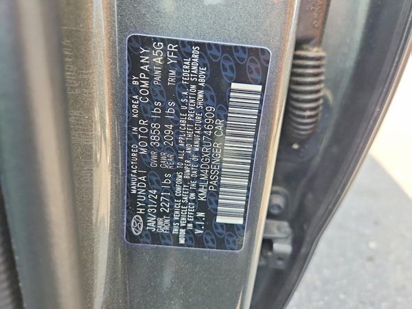 2024 HYUNDAI ELANTRA SEL