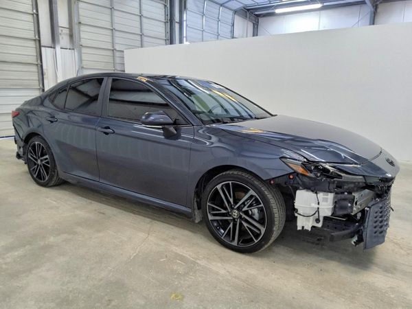 2026 TOYOTA CAMRY