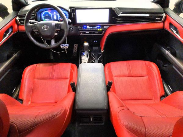 2026 TOYOTA CAMRY