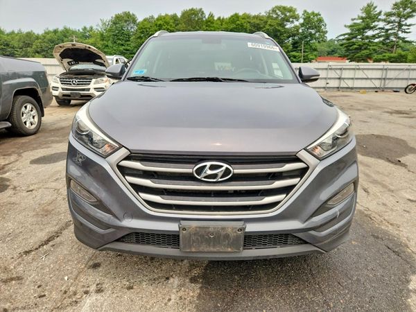 2018 HYUNDAI TUCSON
