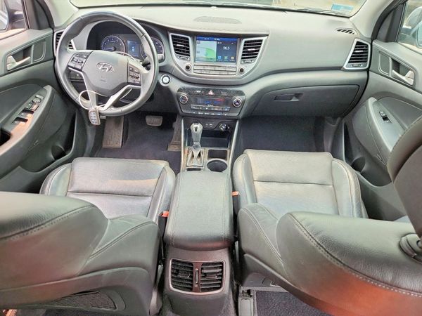 2018 HYUNDAI TUCSON