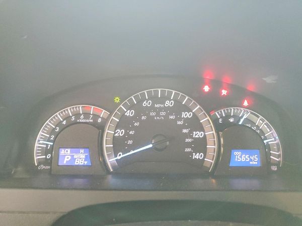 2012 TOYOTA CAMRY