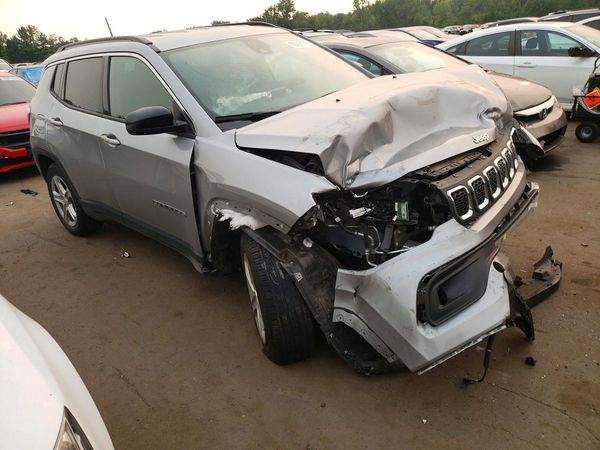 2023 JEEP COMPASS North, Latitude