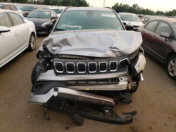 2023 JEEP COMPASS North, Latitude