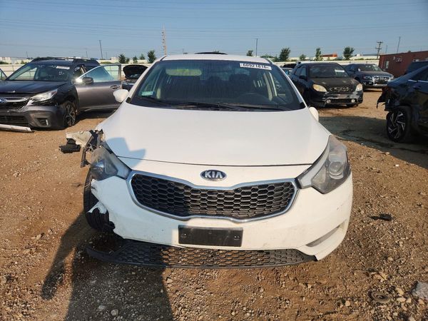 2016 KIA FORTE GL (Middle-Low Grade)
