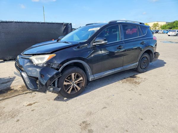 2017 TOYOTA RAV4 XLE
