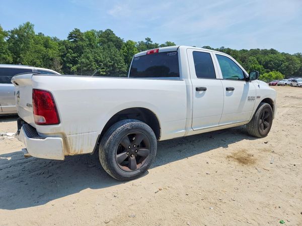 2014 RAM 1500 ST