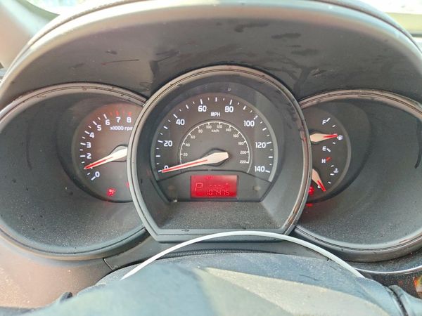 2016 KIA RIO LX A/T