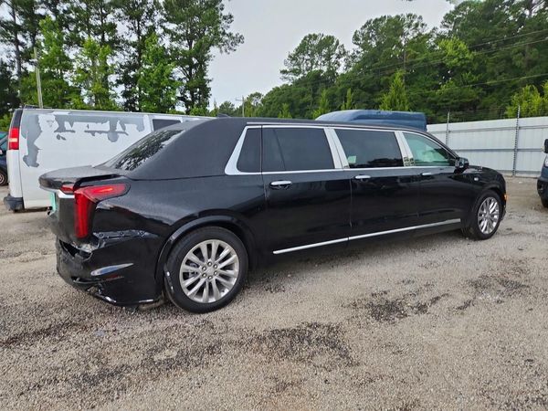 2024 CADILLAC XT6
