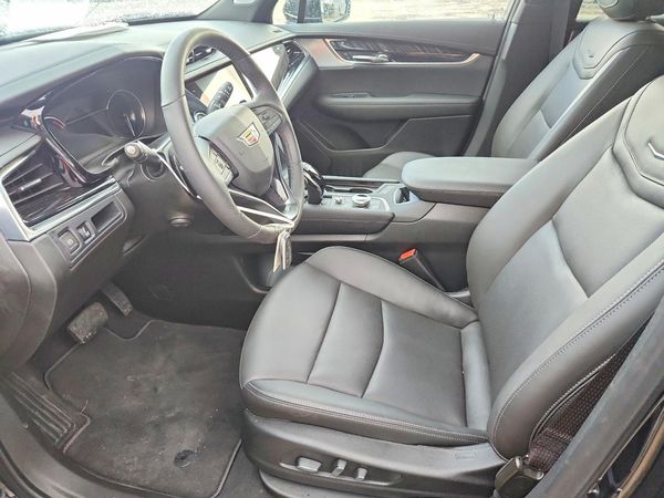 2024 CADILLAC XT6