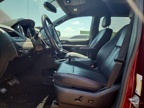 2017 DODGE GRAND CARAVAN GT