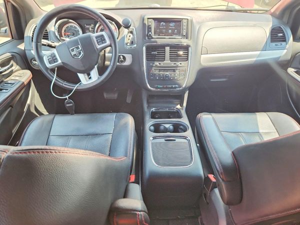 2017 DODGE GRAND CARAVAN GT