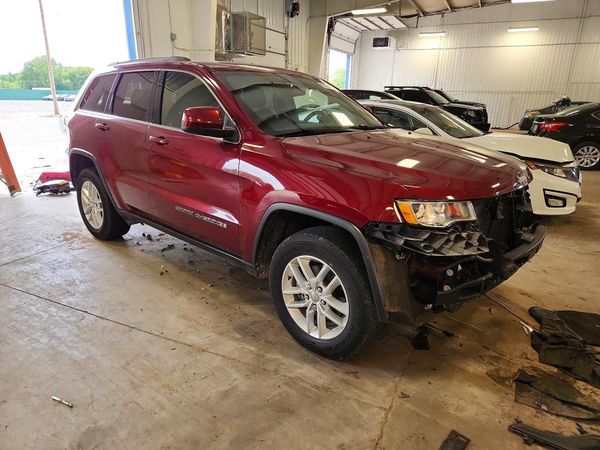 2017 JEEP GRAND CHEROKEE LAREDO 4X4