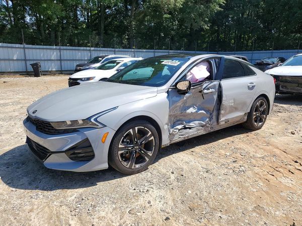 2021 KIA K5 GT-Line