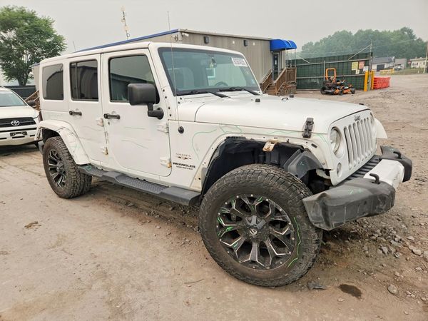2016 JEEP WRANGLER UNLIMITED SAHARA 4X4