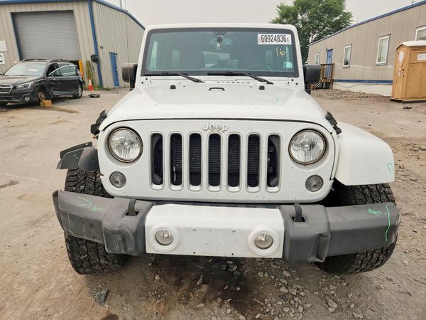 2016 JEEP WRANGLER UNLIMITED SAHARA 4X4