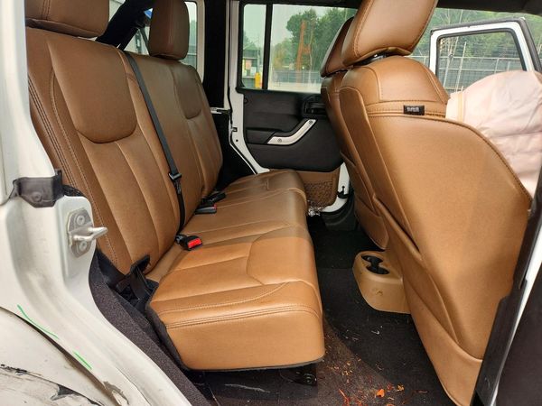 2016 JEEP WRANGLER UNLIMITED SAHARA 4X4