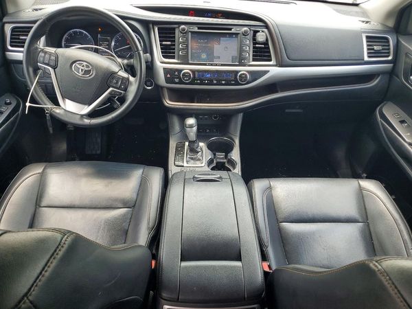 2019 TOYOTA HIGHLANDER SE/XLE