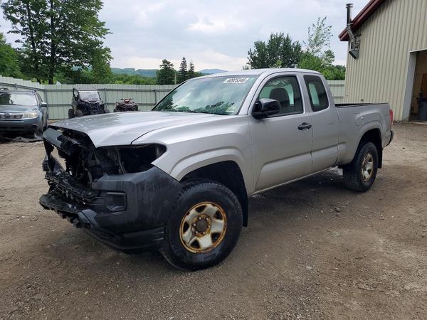 2017 TOYOTA TACOMA SR/SR5