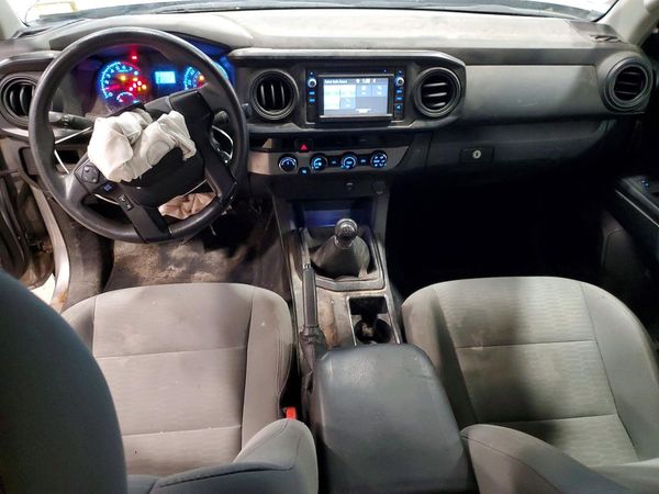 2017 TOYOTA TACOMA SR/SR5