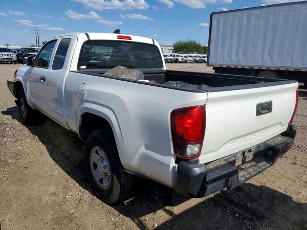 2022 TOYOTA TACOMA SR5