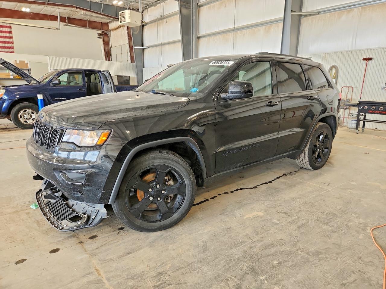 2020 JEEP GRAND CHEROKEE LAREDO 4X2