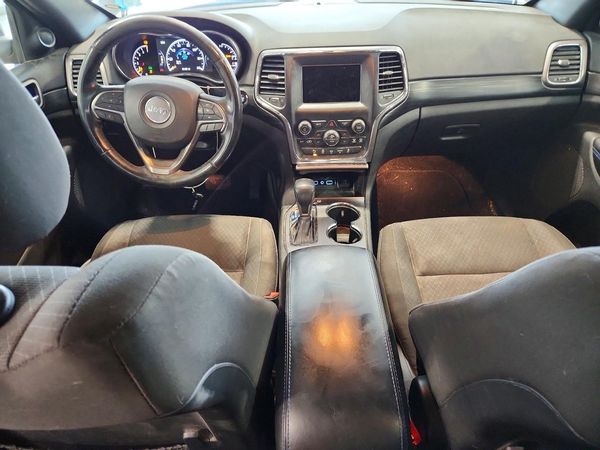2020 JEEP GRAND CHEROKEE LAREDO 4X2