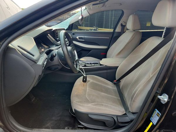 2022 HYUNDAI SONATA