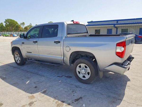 2021 TOYOTA TUNDRA SR5 grade