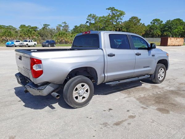 2021 TOYOTA TUNDRA SR5 grade