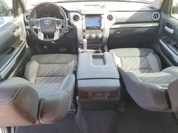 2021 TOYOTA TUNDRA SR5 grade