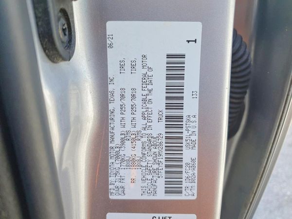 2021 TOYOTA TUNDRA SR5 grade