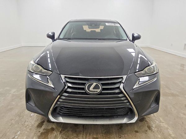 2018 LEXUS IS 300