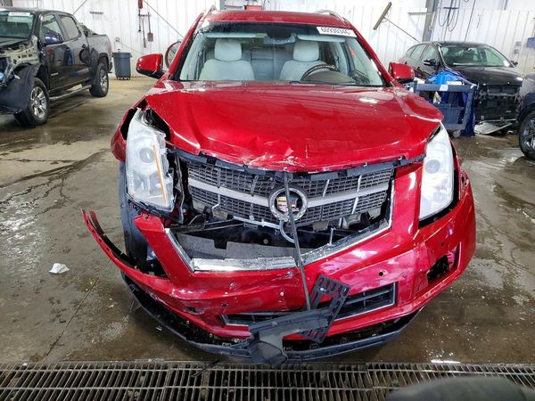 2012 CADILLAC SRX Luxury