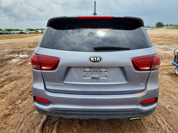 2020 KIA SORENTO L, LX, S
