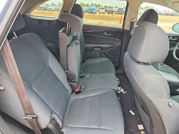 2020 KIA SORENTO L, LX, S