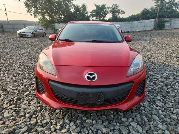 2013 MAZDA 3 Touring/GS