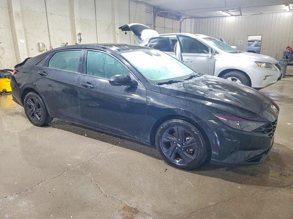 2021 HYUNDAI ELANTRA