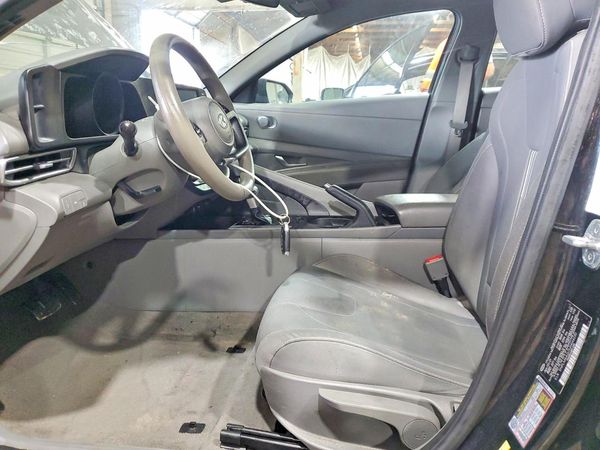 2021 HYUNDAI ELANTRA