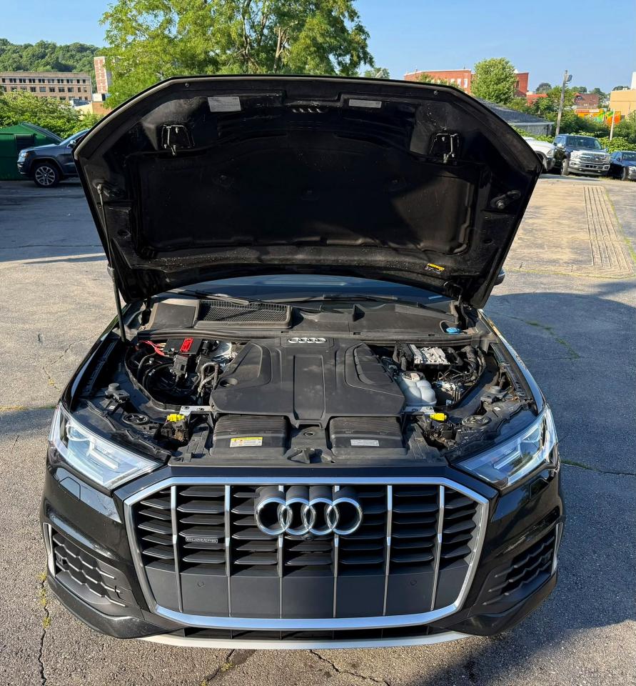2021 AUDI Q7 quattro Premium