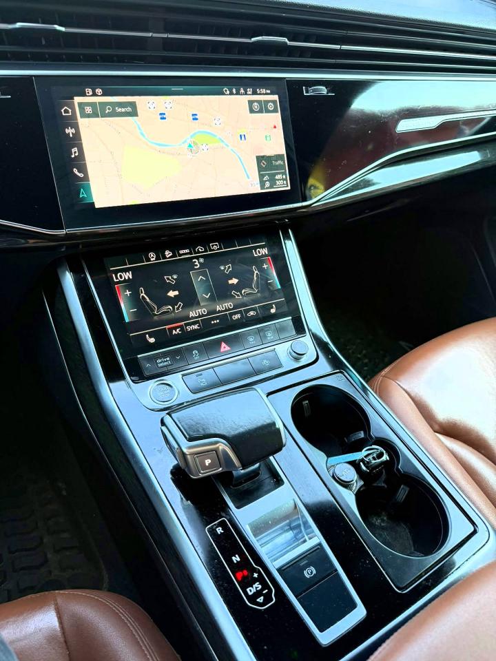 2021 AUDI Q7 quattro Premium