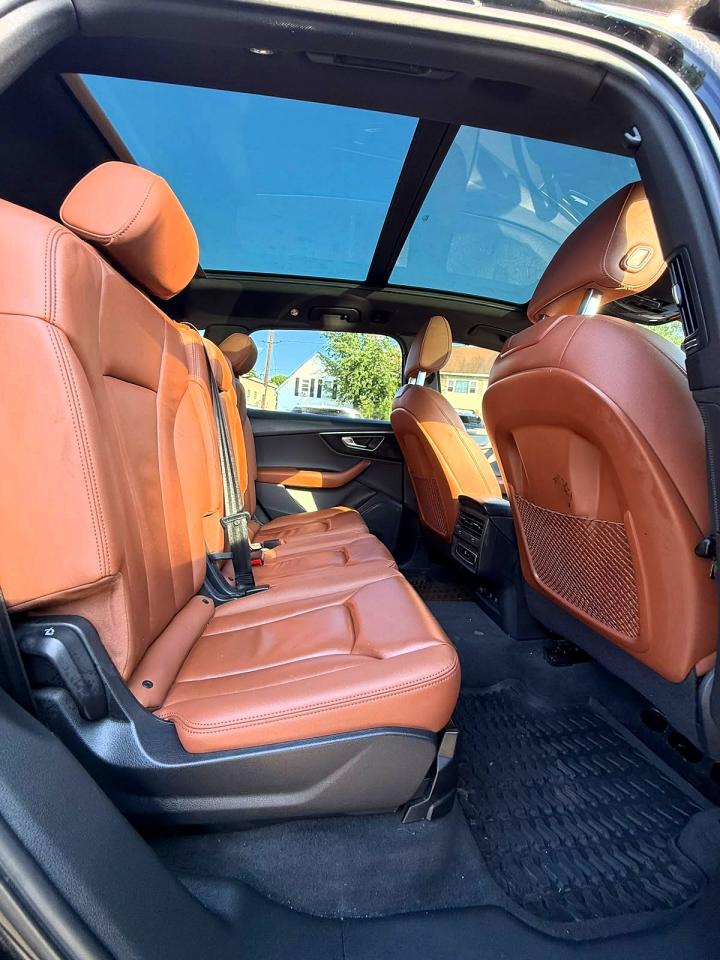2021 AUDI Q7 quattro Premium