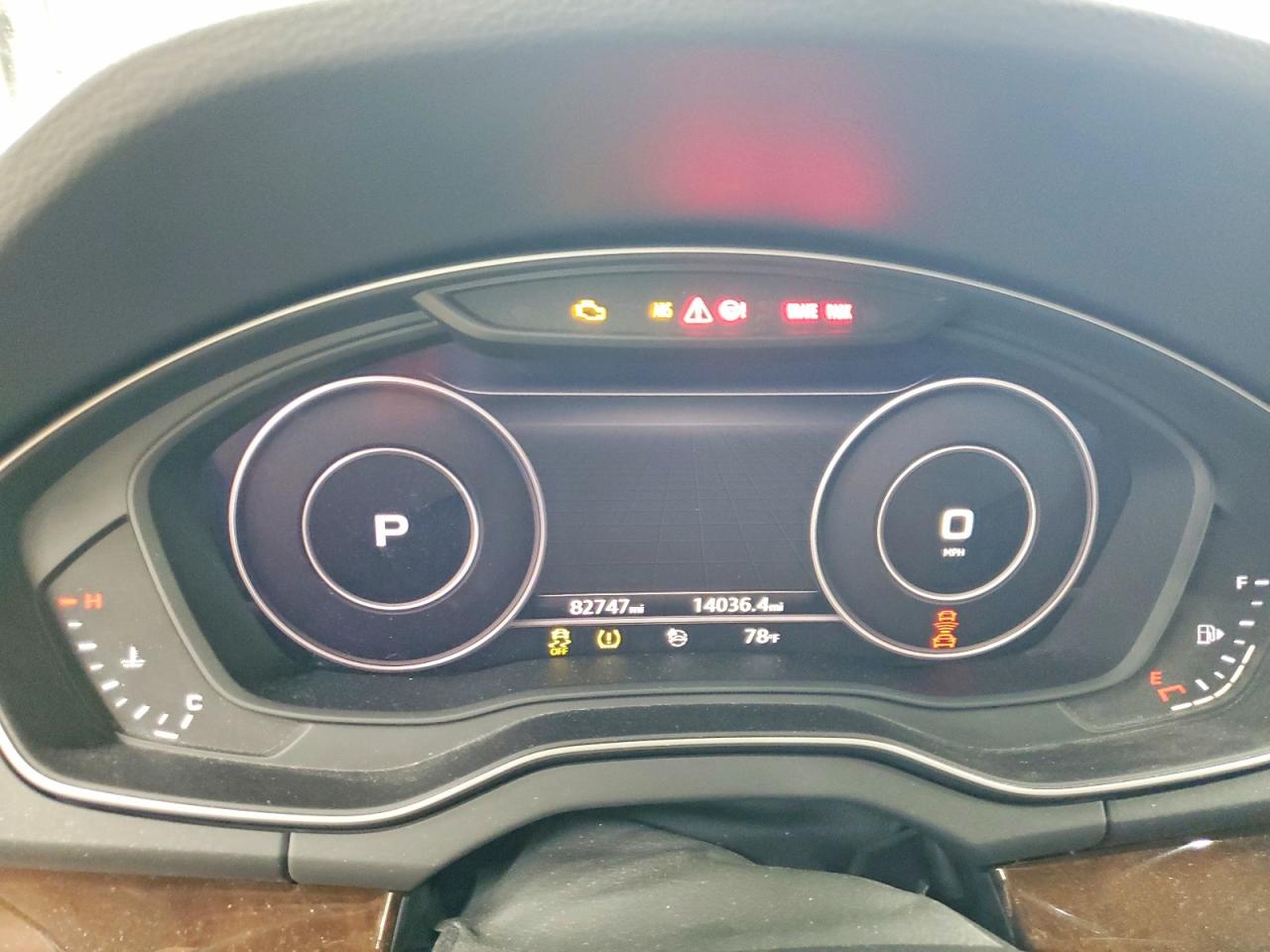 2020 AUDI Q5 quattro Premium Plus