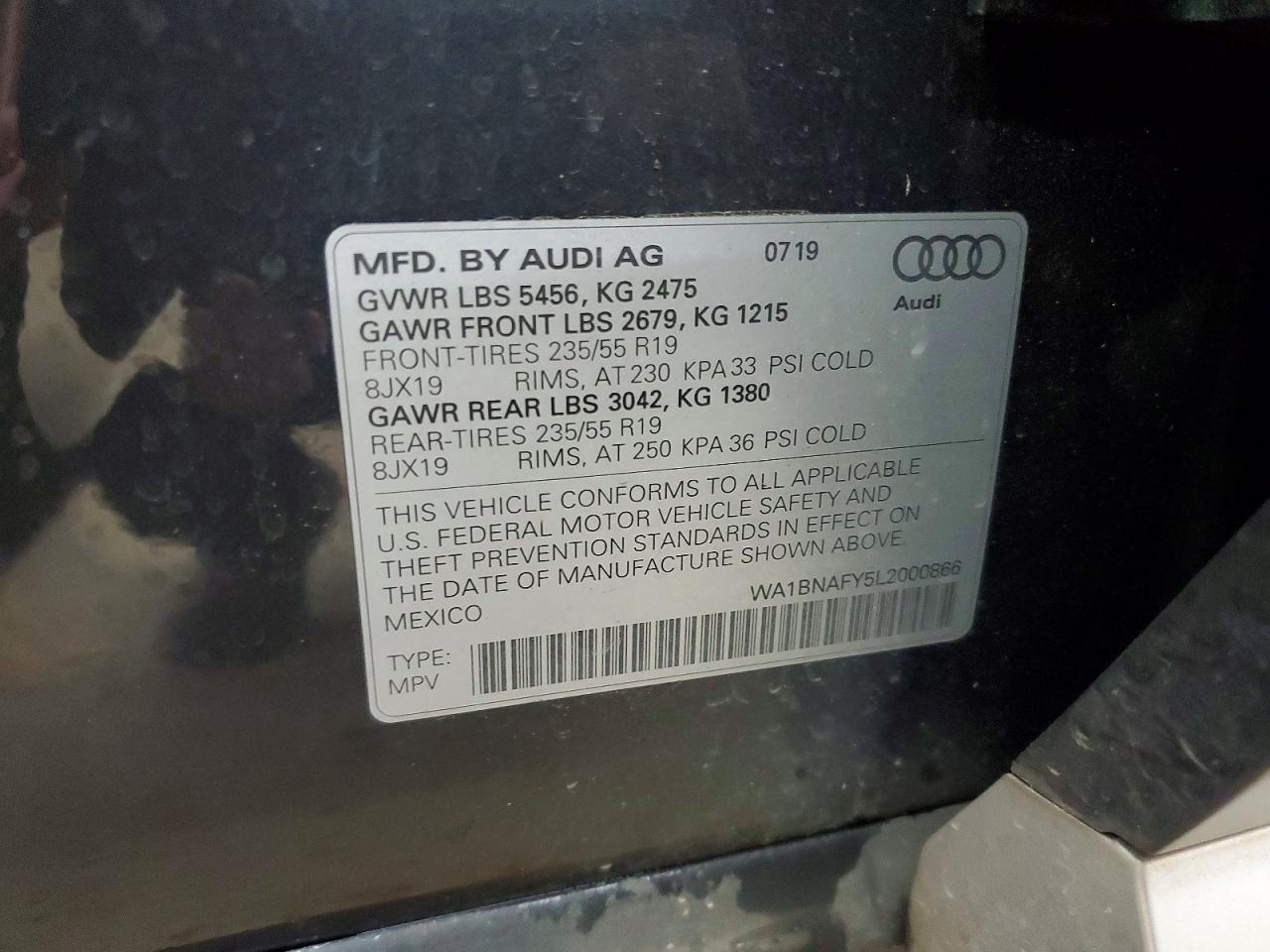 2020 AUDI Q5 quattro Premium Plus