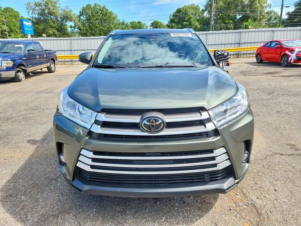 2019 TOYOTA HIGHLANDER SE/XLE