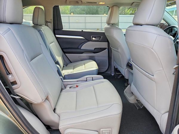 2019 TOYOTA HIGHLANDER SE/XLE