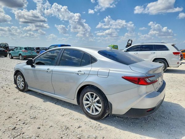 2025 TOYOTA CAMRY
