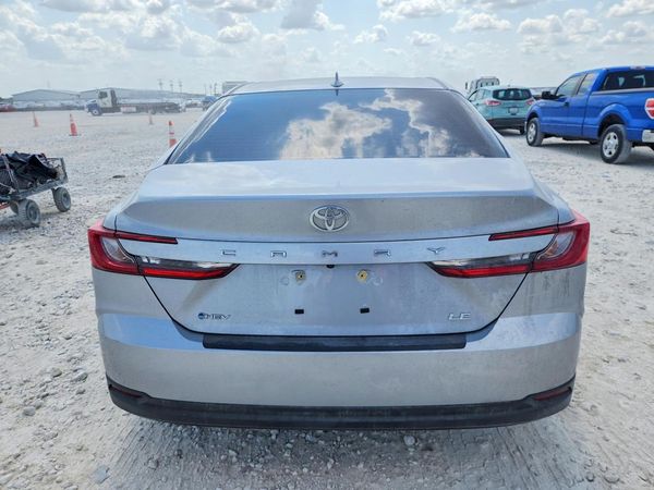 2025 TOYOTA CAMRY